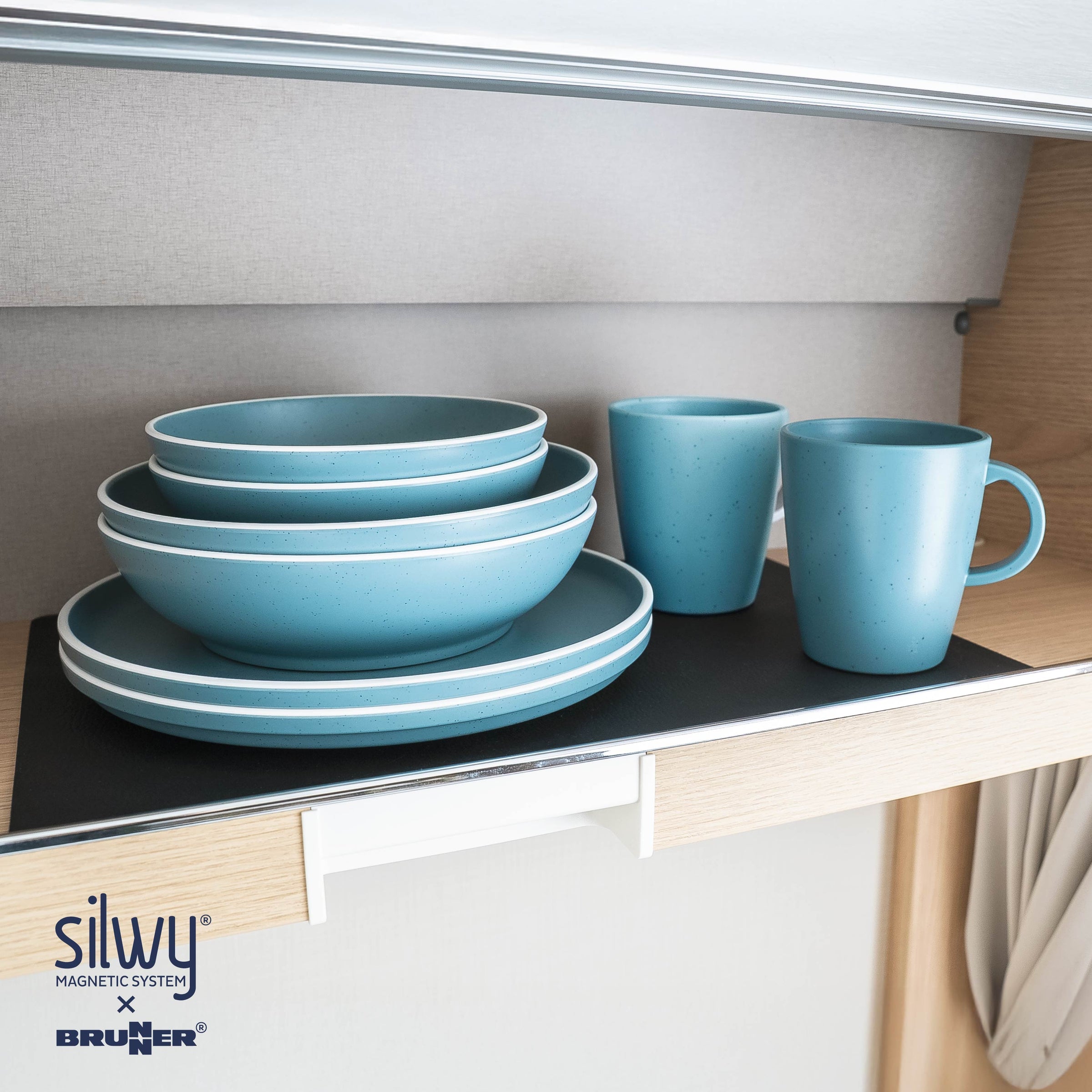 Set de Veselă din Plastic Magnetic Silwy® - DOLOMIT BLUE