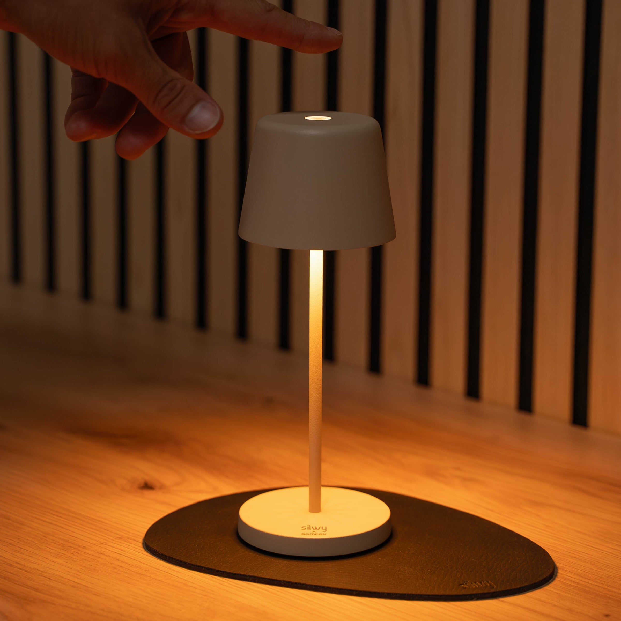 Lampă Magnetică Silwy® - MONACO SAND - Covoraş inclus