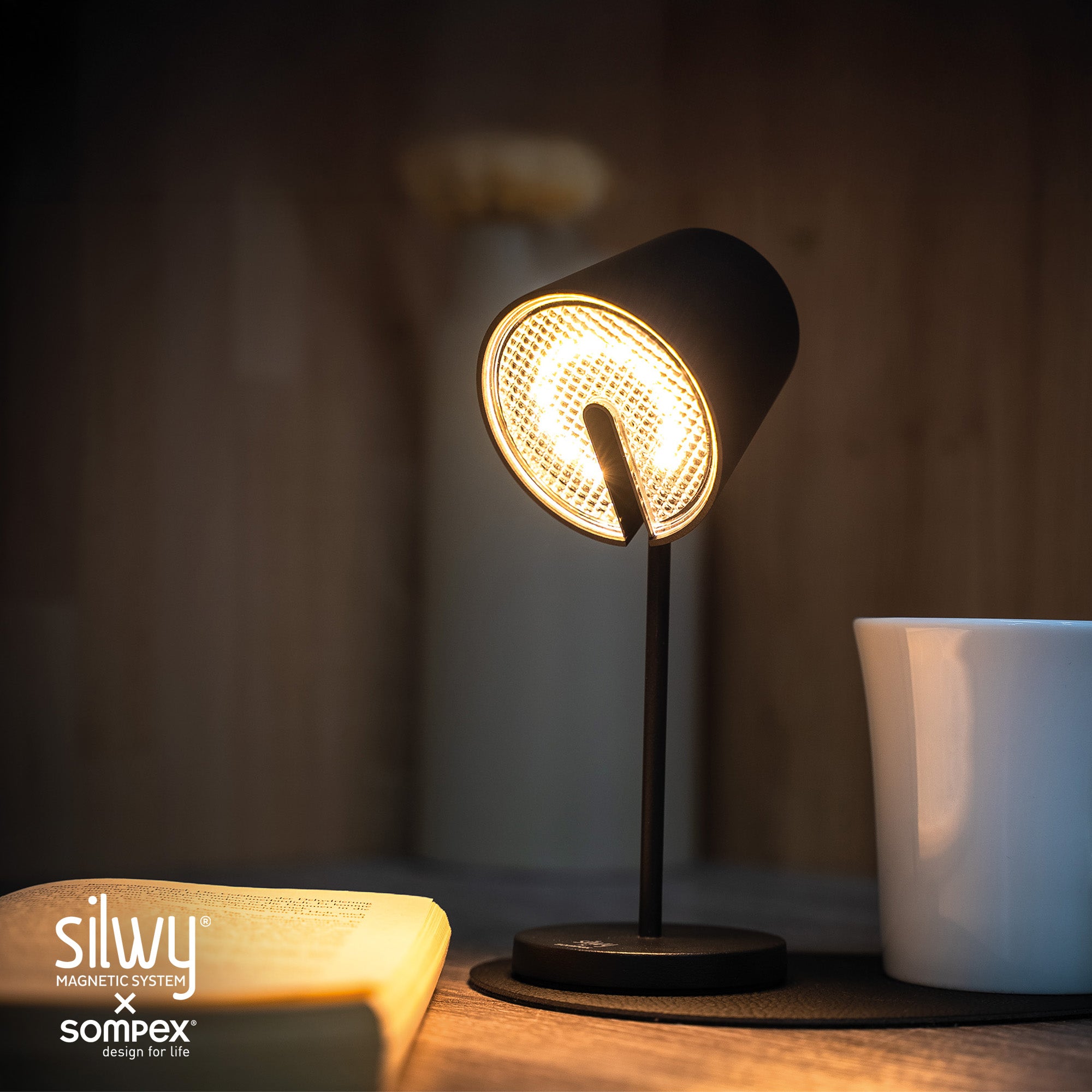 Lampă Magnetică Silwy® - PORTOFINO BLACK - Covoraş și Bandă Metalică 3M